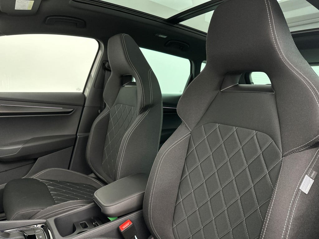 Skoda Karoq 1.5 tsi act sportline business