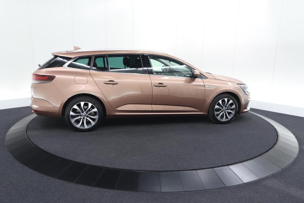 Renault Megane E-tech estate 1.6 plug-in hybrid 160 intens | stoelmassage |