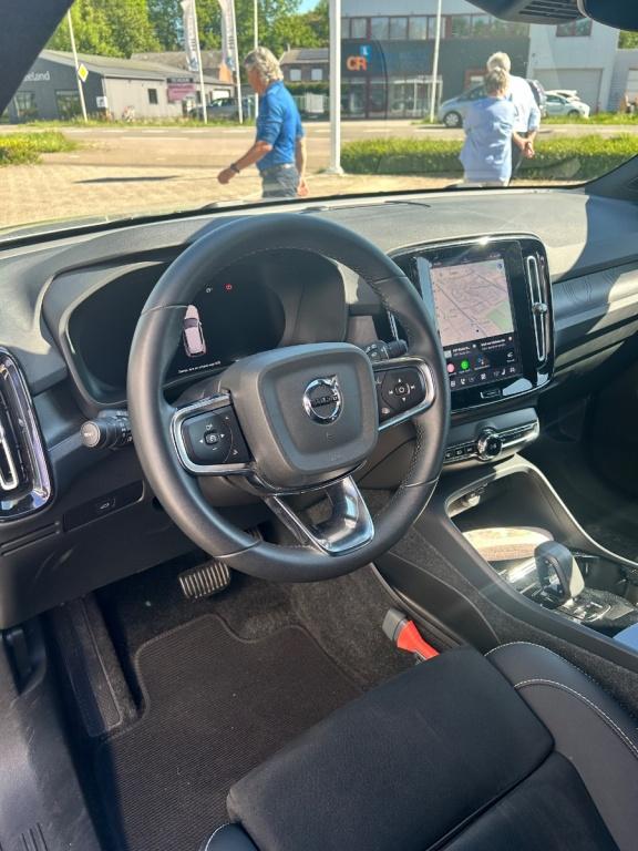Volvo XC40 recharge plus