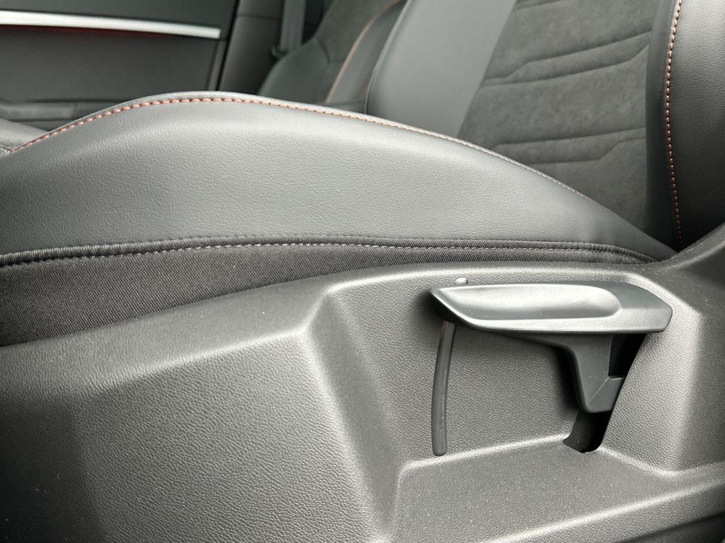 Seat Ateca fr business intense 1.5 tsi 110 kw / 150 pk suv 7