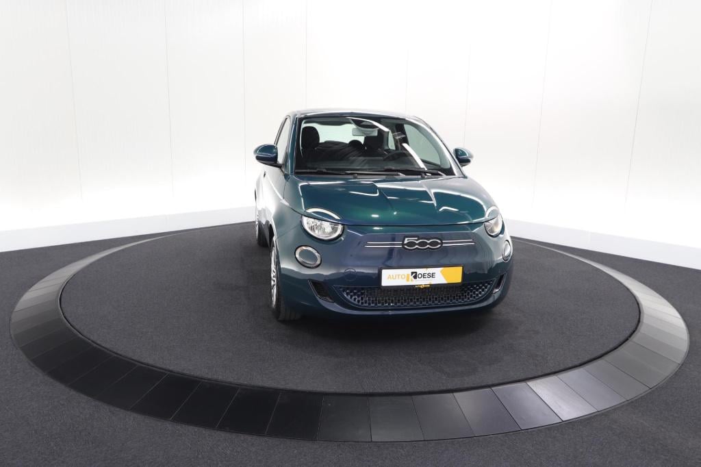 Fiat 500 urban 42 kwh | 96,9% soh | 3 fase laadfunctie | camera | apple car