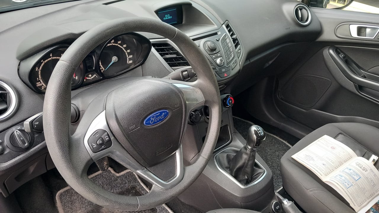 Ford Fiesta 1.0 Champion 3drs bj:2013 airco lm-velgen 112.000km