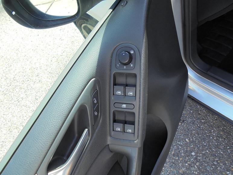 Volkswagen Golf 1.4-16V Easyline/5 deurs/Airco/Cruise control/Elek.pakket