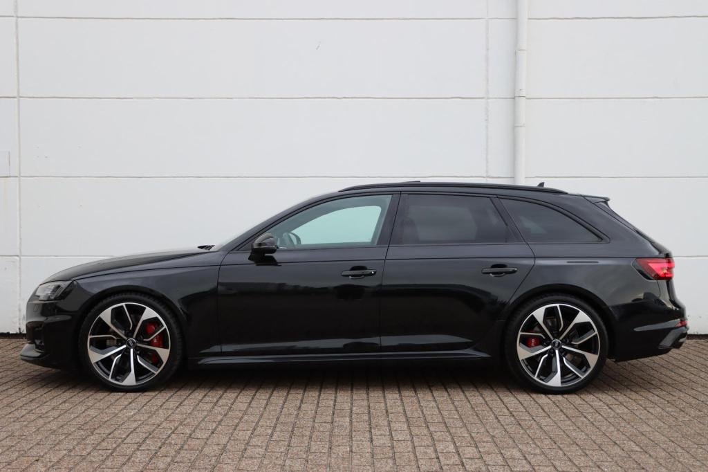 Audi Rs4 avant 2.9 tfsi quattro 450pk tiptronic | lederen massagestoelen | 