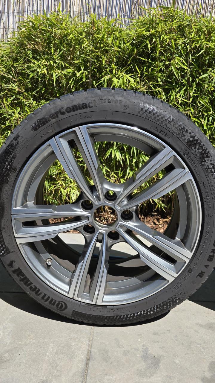 18 inch velgen 5x120 met continental winterbanden