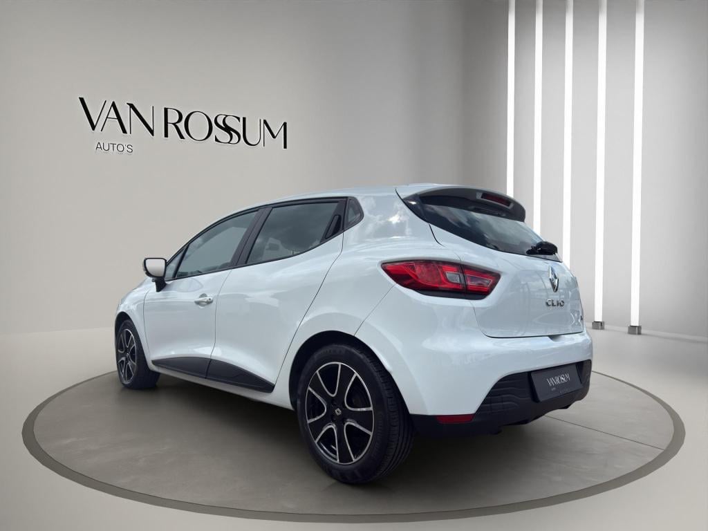 Renault Clio 0.9 tce expression cruise airco navi