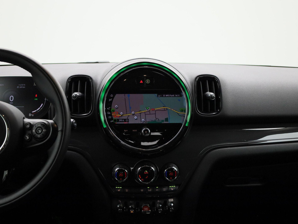 Mini Countryman 1.5 cooper business edition | automaat | lage km stand | ac