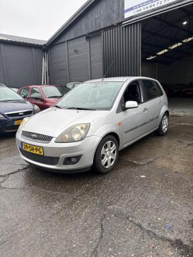 Ford fiesta voljaar apk!