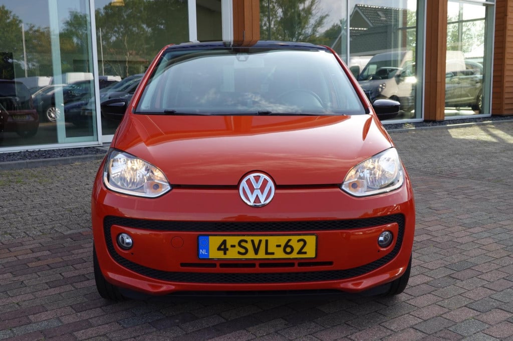 Volkswagen UP! 1.0 groove up! bluemotion