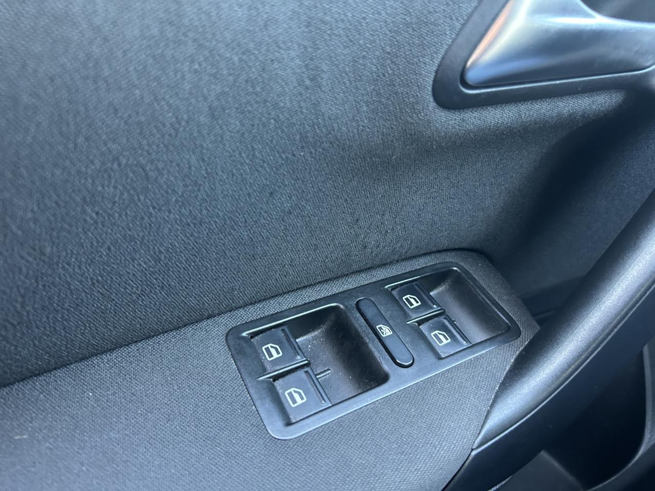 Volkswagen Polo 1.4-16V R-LINE|APK|CARPLAY|AIRCO|ISO-FIX|