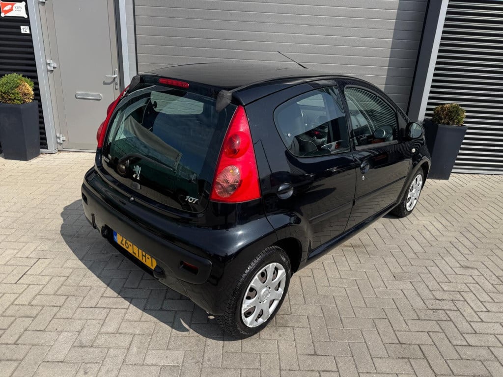 Peugeot 107 1.0-12v xs/nap/apk/airco