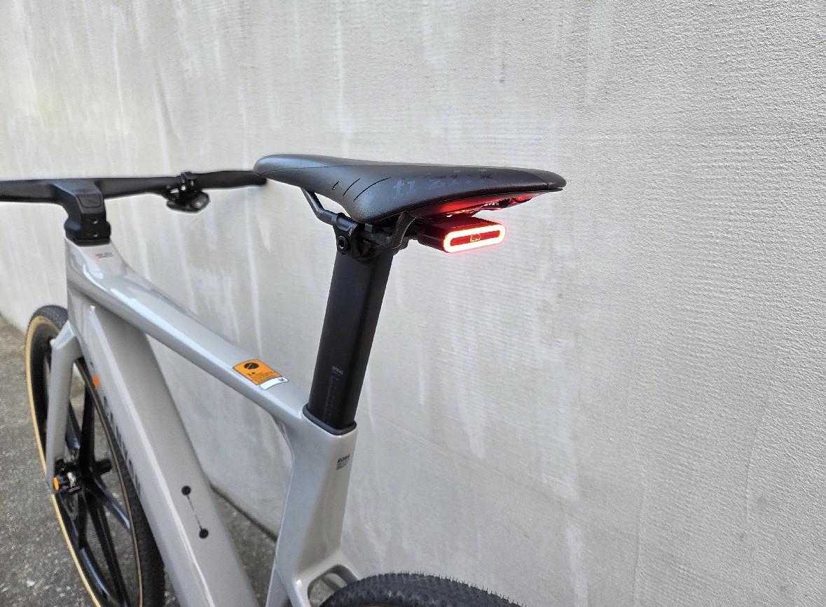 Te koop E-bike Canyon Roadlite: ON CF 9 Ltd. framemaat M