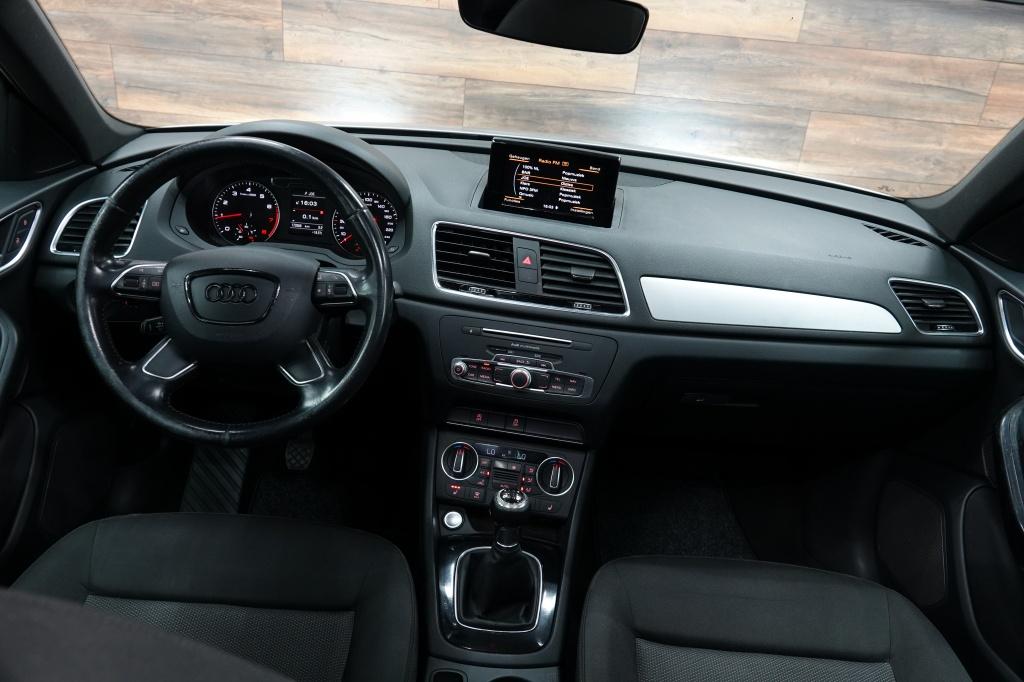 Audi Q3 1.4 tfsi | pano | stoelverw. | cruise | trekhaak |