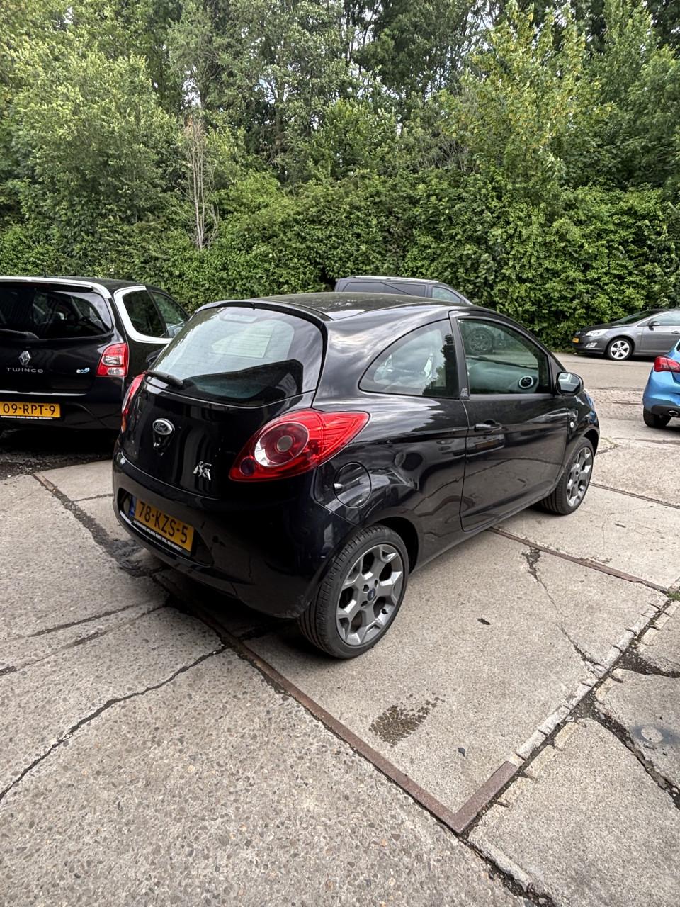 Ford ka jaar apk