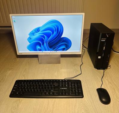 Complete set Lenovo Aspire X / Intel Core i5 / 8GB ram / Windows 11 /