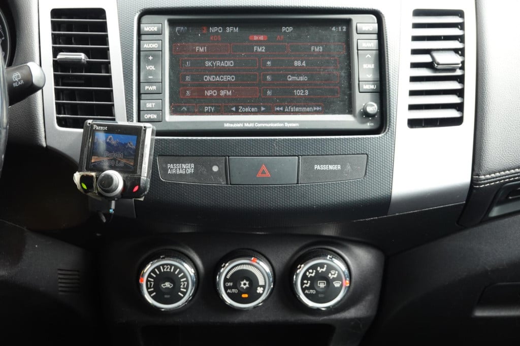 Mitsubishi Outlander 2.0 intro edition