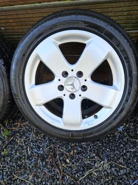 Mercedes 16 inch originele velgen met banden