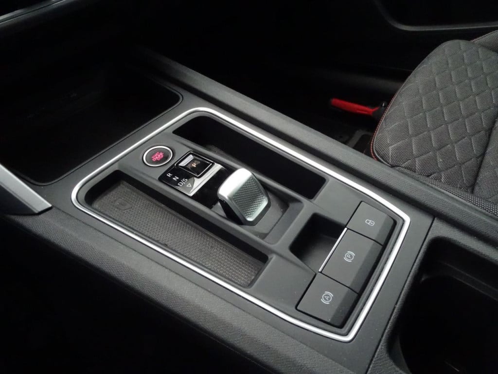 Seat Leon 1.0 etsi fr business intense automaat | virtual cockpit | 18" | c