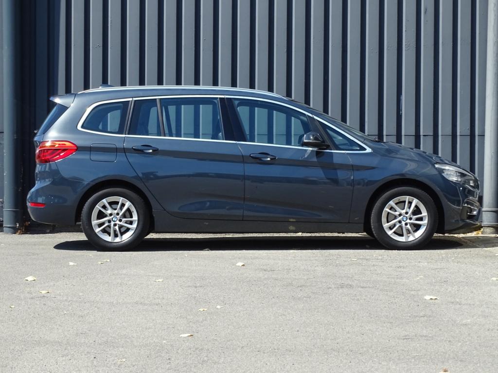 BMW 2-serie gran tourer 218i | leder | hud | bluetooth