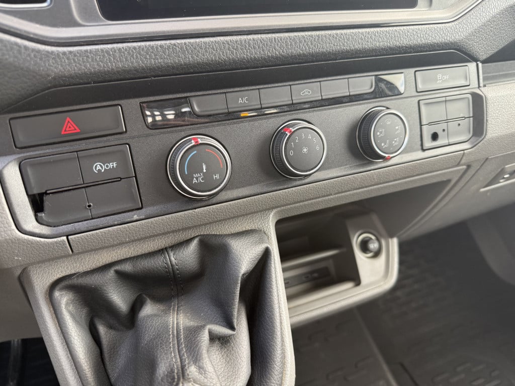 Volkswagen Crafter 35 2.0 tdi l3 open laadbak | pick up | 3t trekgew. | nav