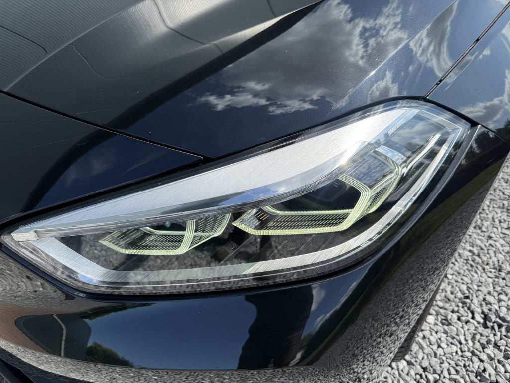 BMW 1 Serie 118i 140pk automaat high executive sportline 5-drs