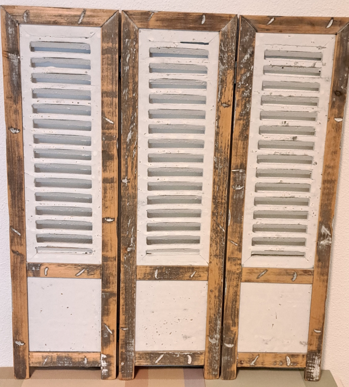 Mooie shabby chic drieluik shutter/raamscherm 70x60 cm