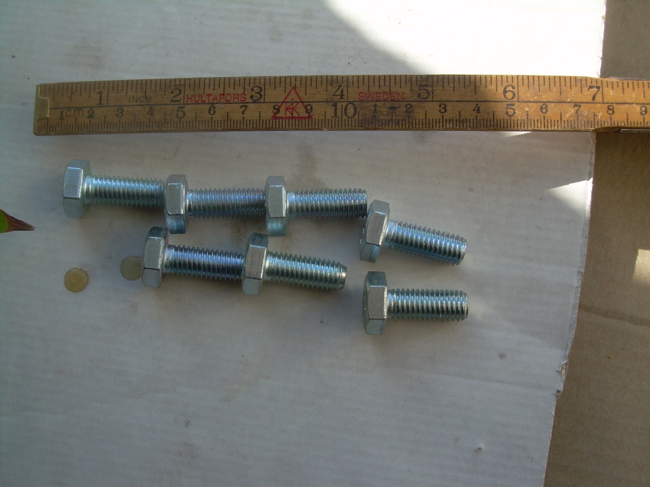 Tapbouten M10 x 25 mm staal