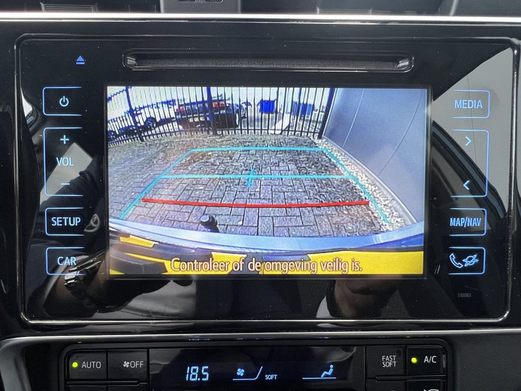 Toyota Auris touring sports 1.8 hybr. dynamic