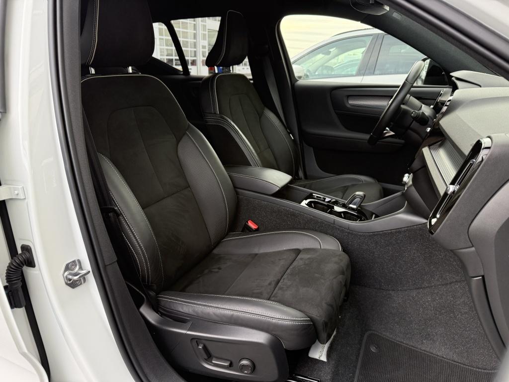 Volvo XC40 t5 262pk recharge r-design| adap.cruise| trekhaak| camera| elek.