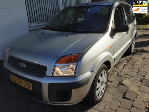 Ford Fusion 1.4-16v champion