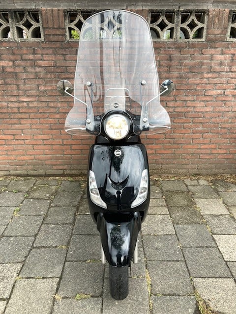 MOOIE SYM FIDDLE II SNOR SCOOTER ! BOUWJAAR 2017