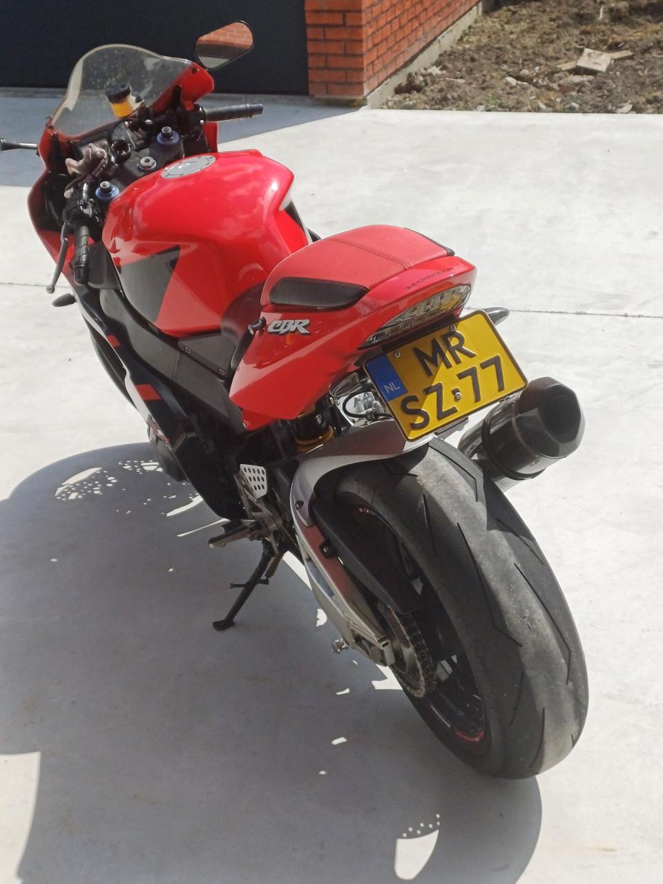 Honda CBR954RR 2002