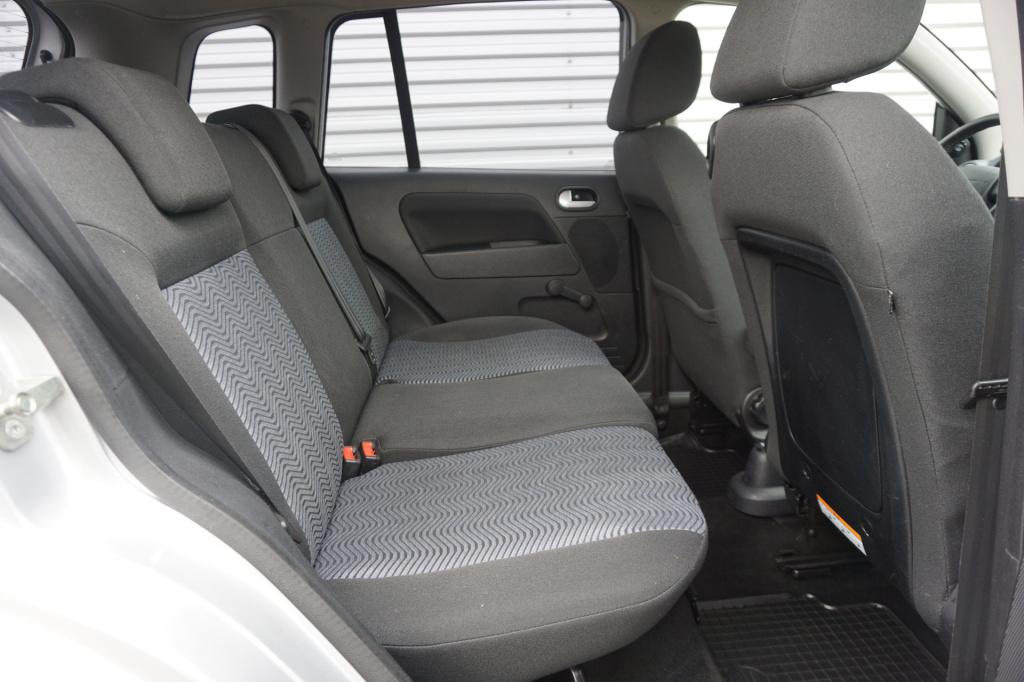 Ford Fusion 1.6-16v futura automaat - airco / navi / cruise / elektr. ramen