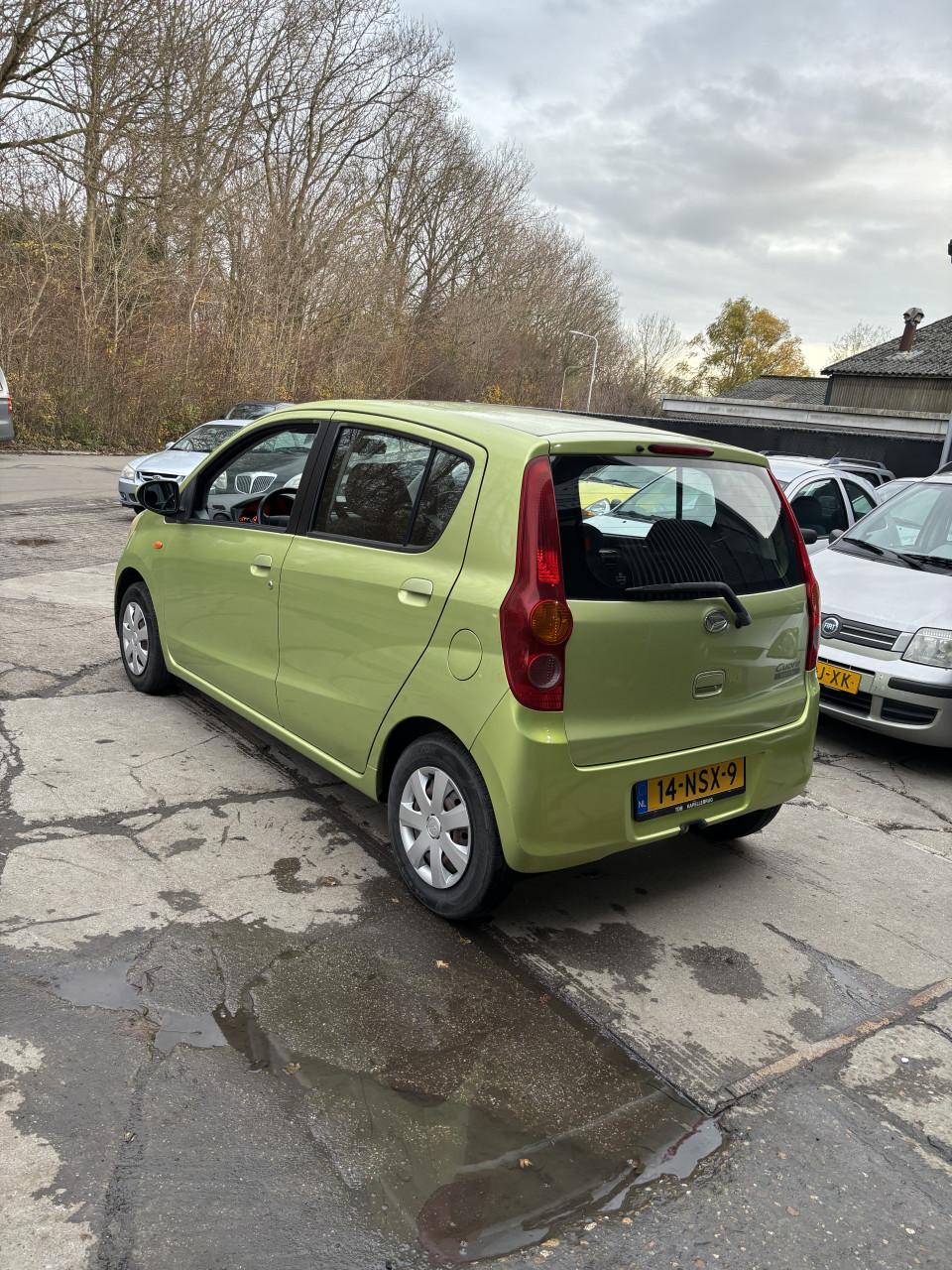 Daihatsu cuore weinig kilometers en een jaar apk!