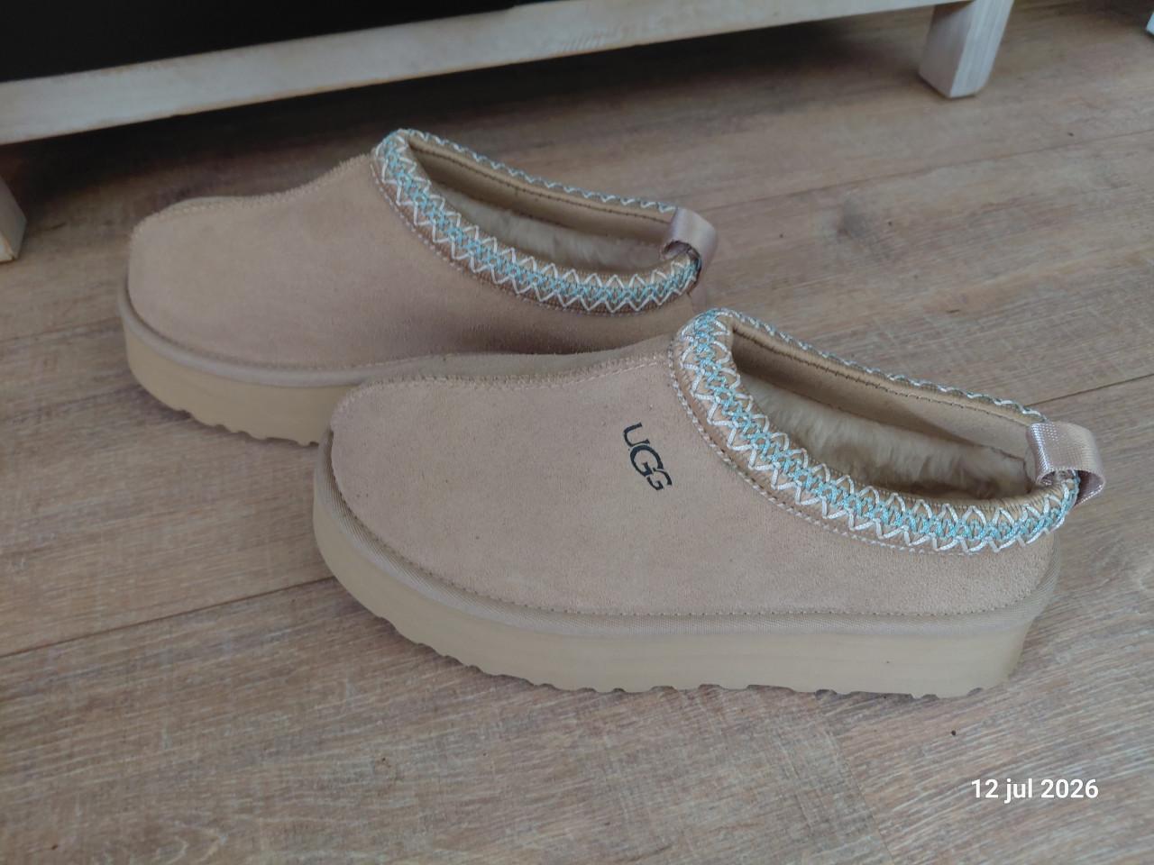UGG Tasman Instappers- Sand Maat 39 NIEUW!