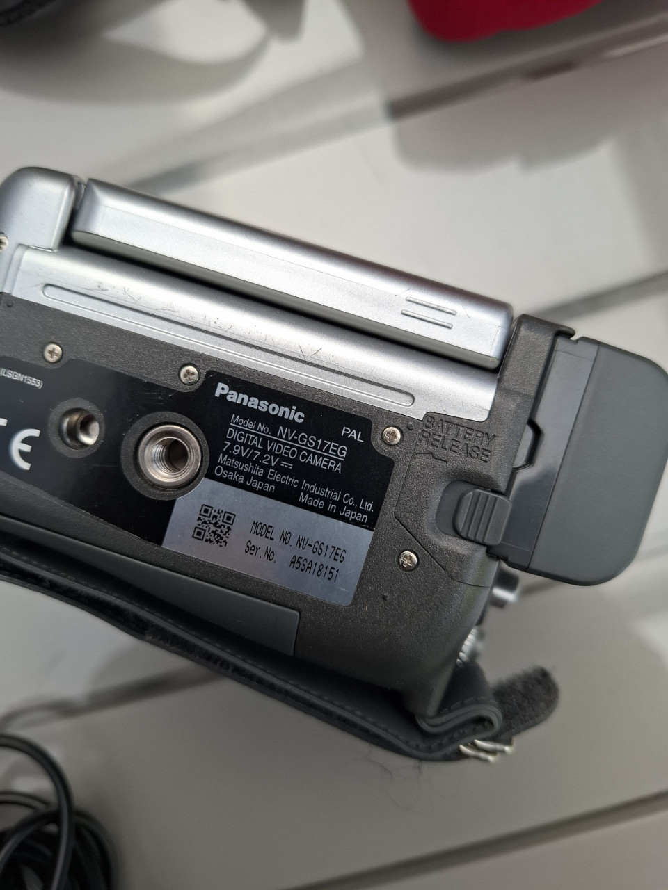 Panasonic NV-GS17 EG-S mini DV camcorder.