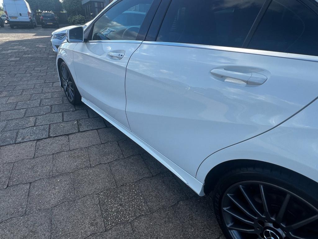 Mercedes-Benz A-Klasse 250 amg prestige, leer, panodak, trekhaak enz...
