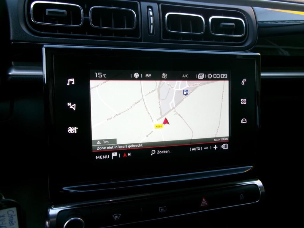 Citroen C3 1.2 cruise contr., navi, camera, dealer onh.