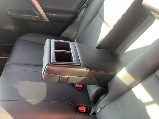 Toyota Rav4 2.5 hybrid awd executive business | 1.650kg trekgewicht!