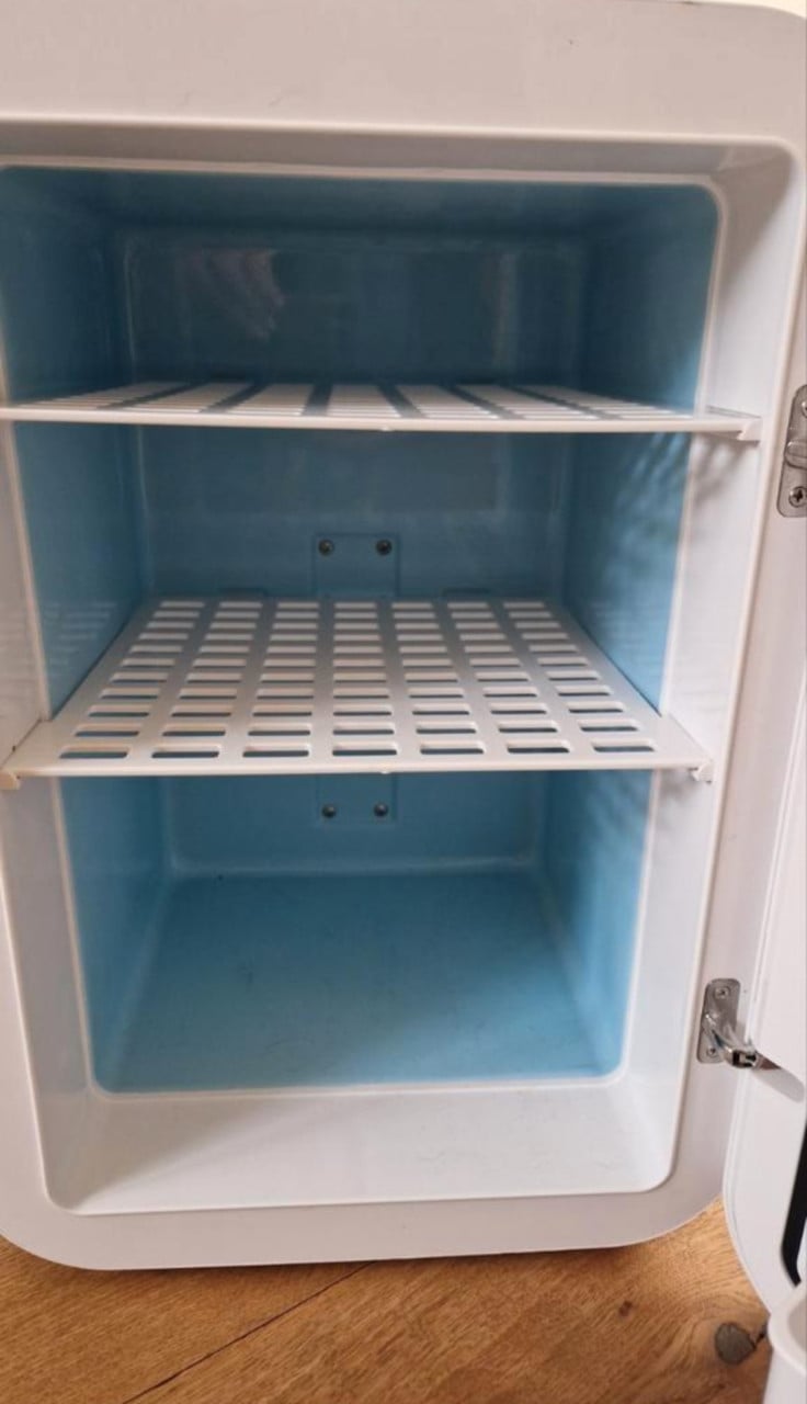 Vevor mini koelkast, kan ook verwarmen / 220 en 12 V / 20 liter