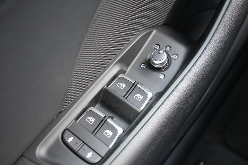 Audi A3 sportback 1.0 tfsi design pro line - matrix - led - navi - leder - 