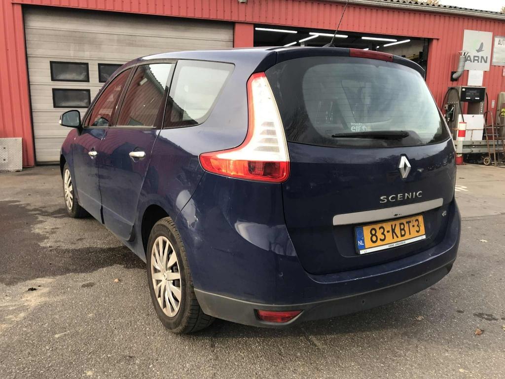 Renault Grand Scenic 1.9 dci privilege