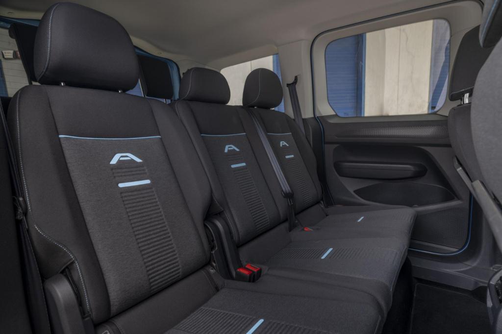 Ford Tourneo Connect 1.5 ecoboost phev l2 titanium | 7-persoons | nieuw te 