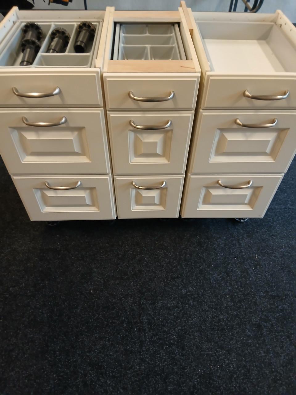 Vitrine  tv  dressoir tafel en meer