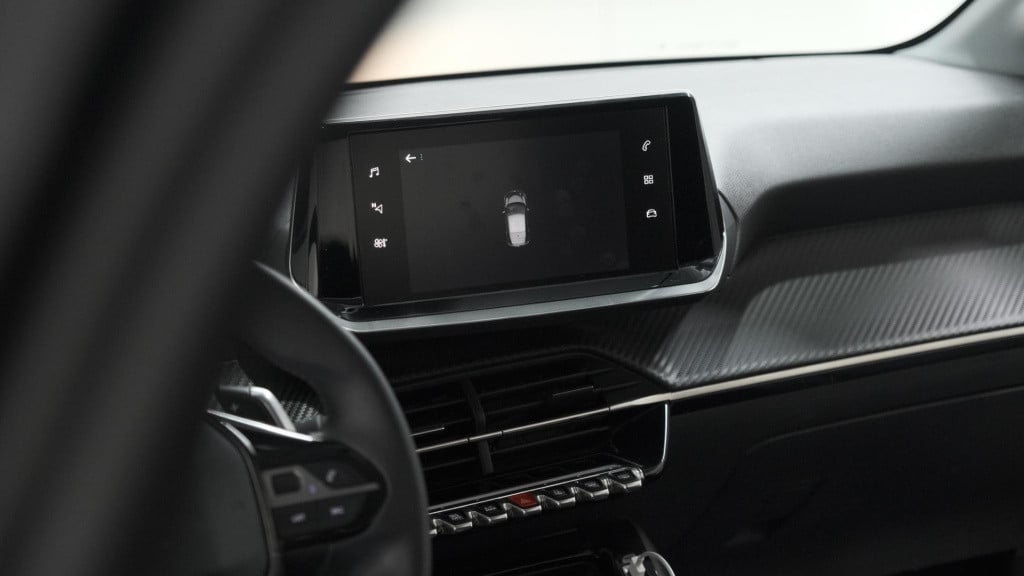 Peugeot 208 puretech 100 eat8 active | parkeersensoren | navigatie | apple 