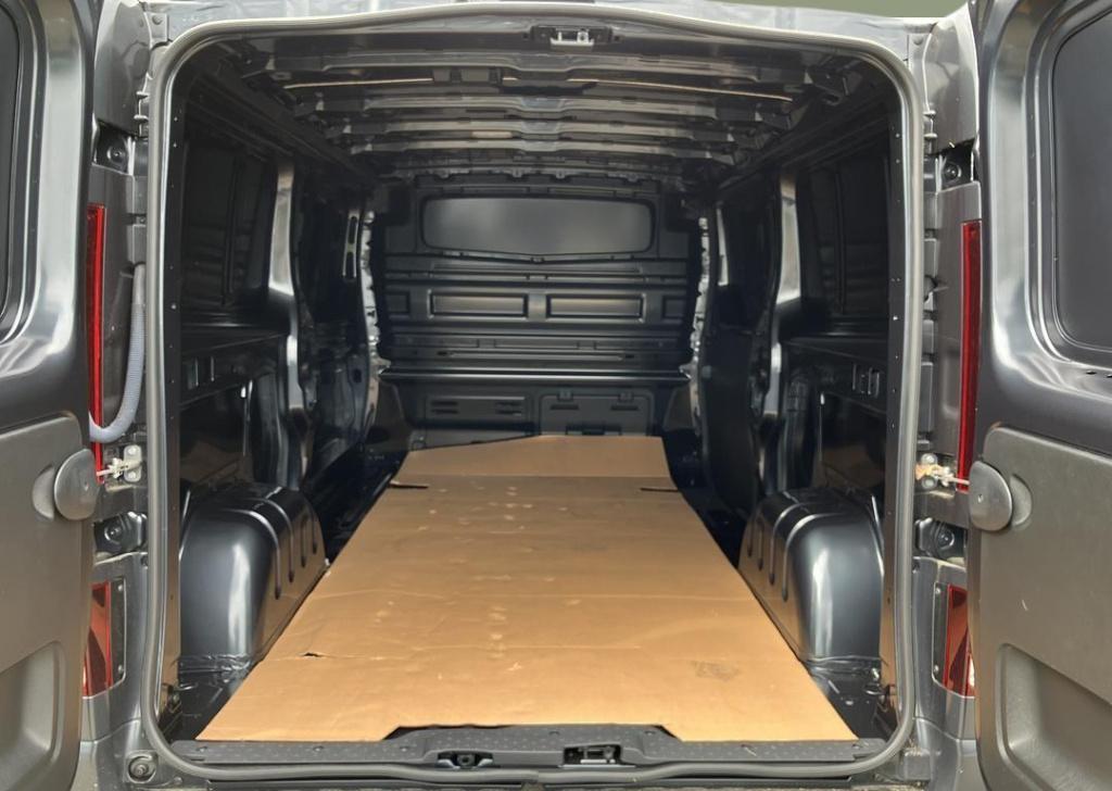 Renault Trafic 2.0 blue dc1 150 edc t30 l2h1 extra - 125th anniversary - al