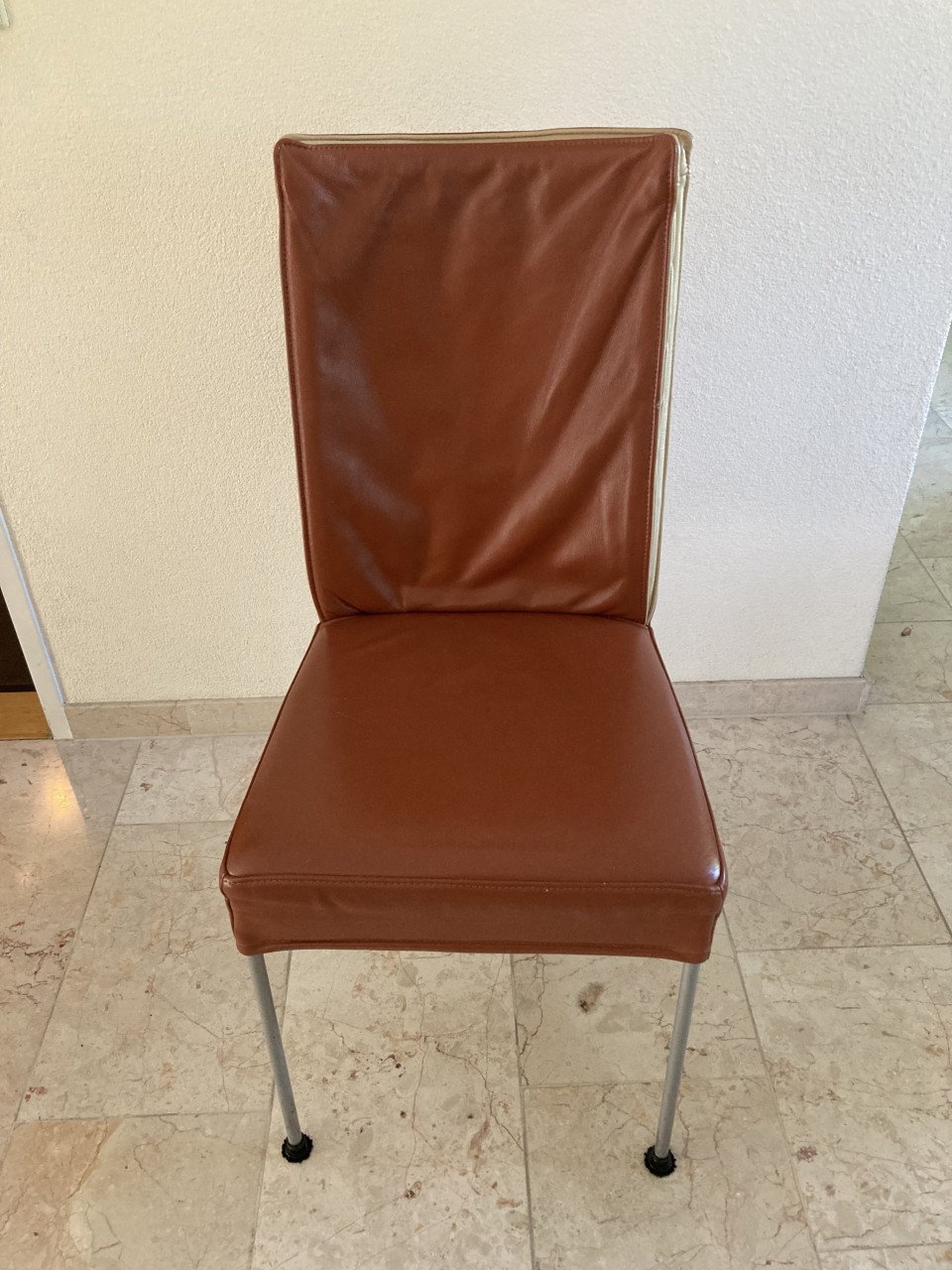 6 leren eetkamerstoelen