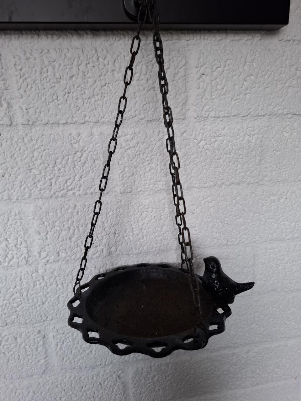 Gietijzeren vogeldrinkbakje