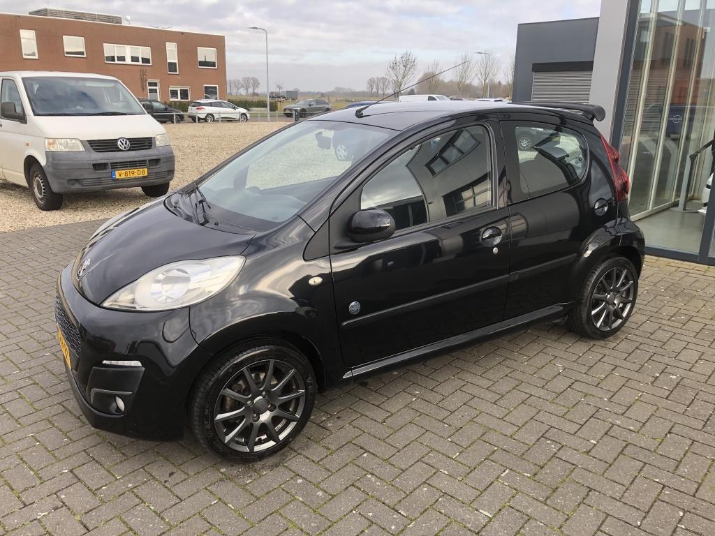 Peugeot 107 1.0 envy 1e eigenaar