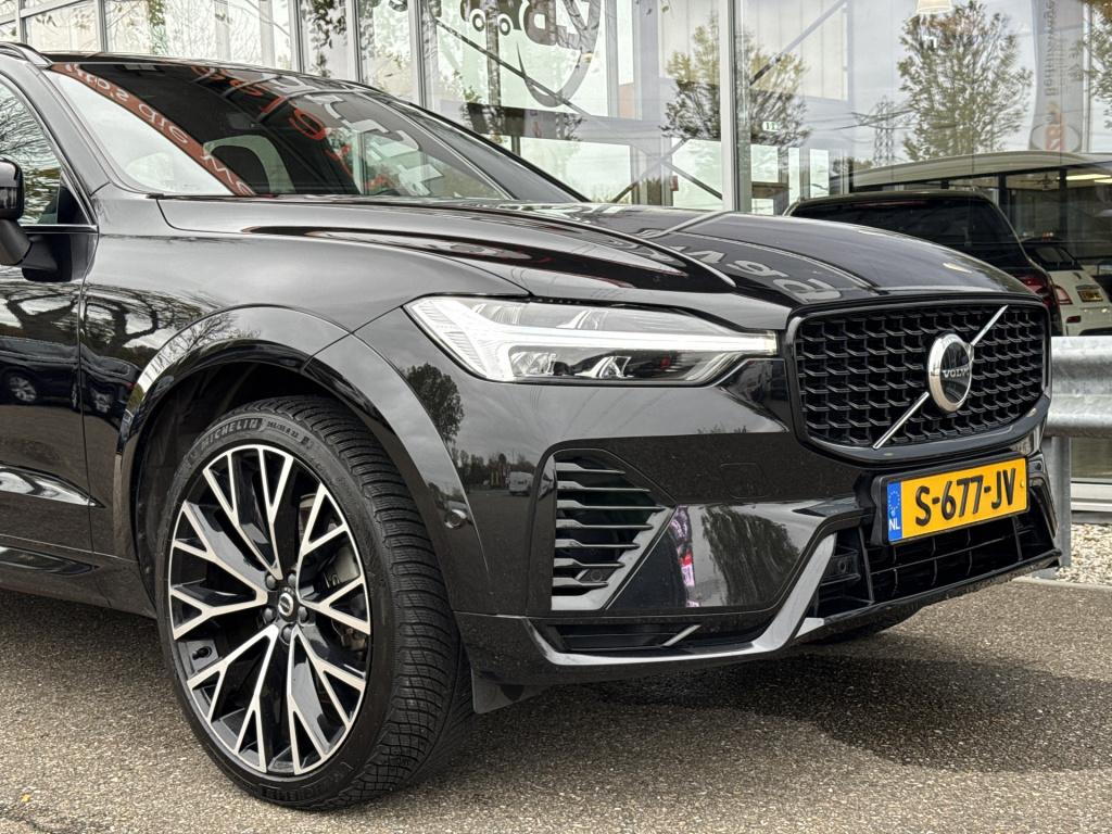 Volvo XC60 2.0 t6 plug-in hybrid awd plus dark r-design | pano | stoelverw.